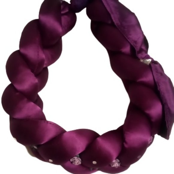 Hollow Out Crownless Couture Bling Accent Satin Braided GV One-Of-a-Kind N9NE